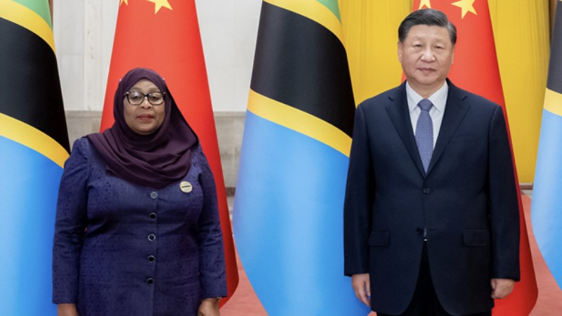 Xi Jinping with Samia Suluhu Hassan