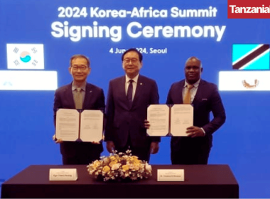 Stamico of Tanzania and Komir of Korea signing MOU for cooperation in minerals